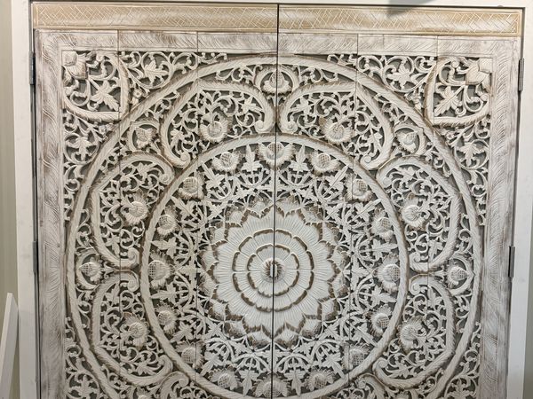 Red Moon Wellness — Finishes & details 1 — Montek Group LLC
